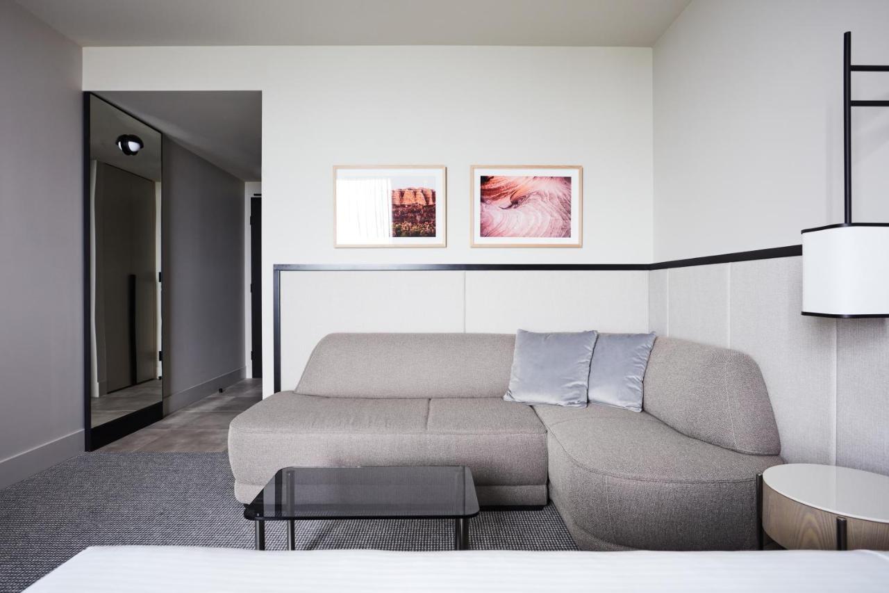 Hyatt Place Melbourne Caribbean Park Scoresby Exterior photo